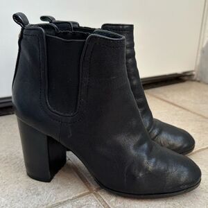 Tory Burch Boots size 8 real genuine leather‎ ankle boot black Margaux